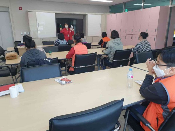 4월 미술활동.jpg